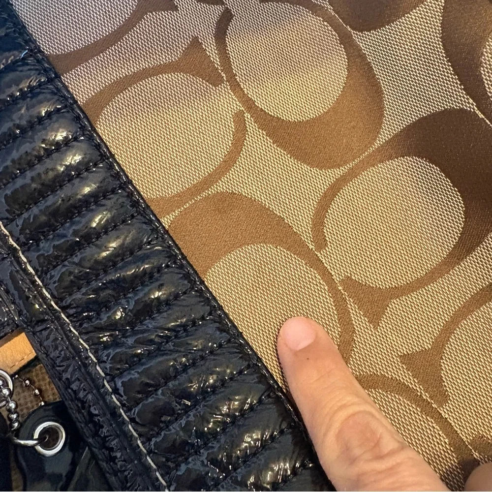 Vintage Coach Poppy Quilted Tote Shoulder Bag Signature CC Black Tan G1176